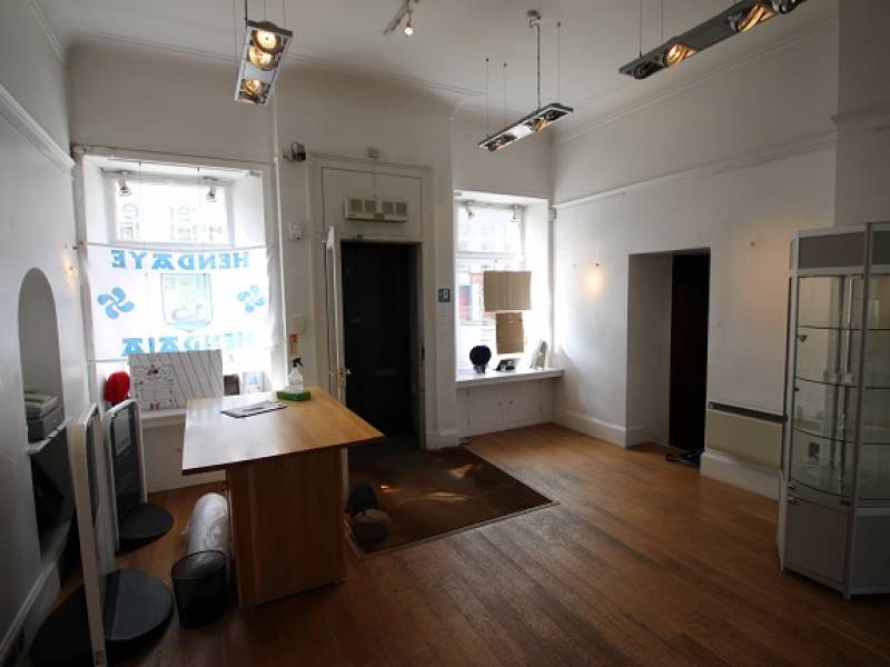 88 High Street, Peebles, Scottish Borders, EH45 8SW Walker Scott Ireland