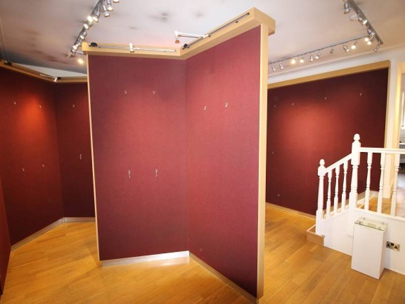 88 High Street, Peebles, Scottish Borders, EH45 8SW Walker Scott Ireland