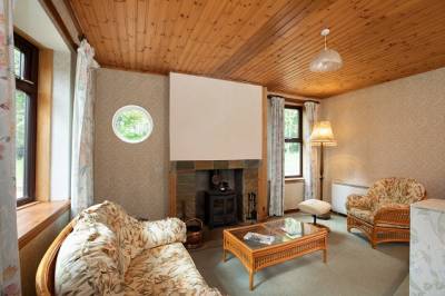 West Linton,  EH46 7AU