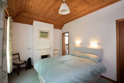 West Linton,  EH46 7AU