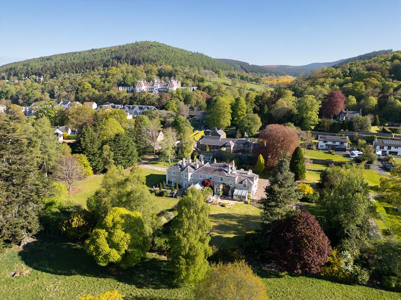 Kerfield House (East), Innerleithen Road, Peebles,  EH45 8BG