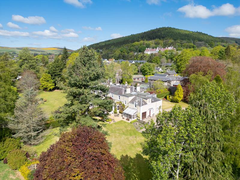 Kerfield House (East), Innerleithen Road, Peebles,  EH45 8BG